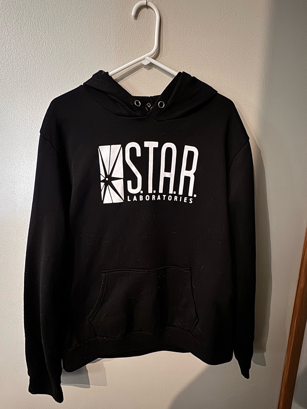 Black Graphic Hoodie - Men’s Star a Laboratories